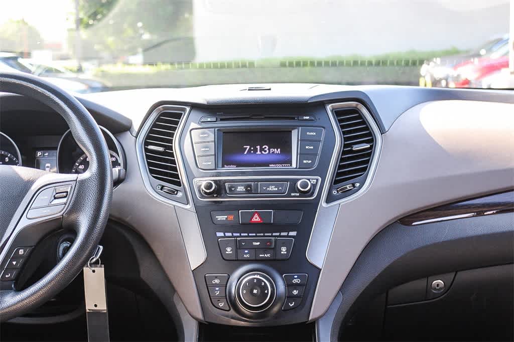 Thumbnail: 2017 Hyundai Santa Fe - 13