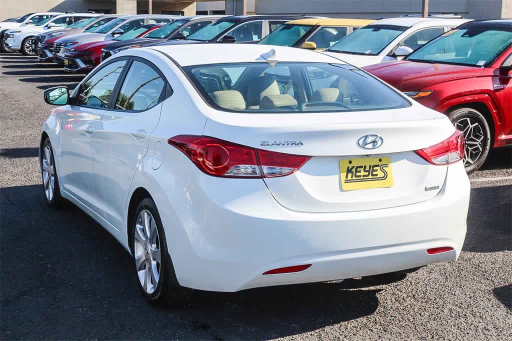 Thumbnail: 2013 Hyundai Elantra - 6