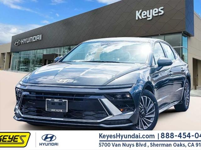 2025 Hyundai Sonata SEL -
                  Van Nuys, CA