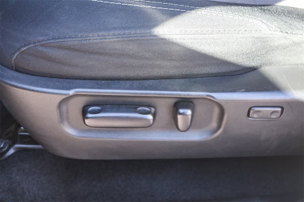 Thumbnail: 2021 Toyota Tacoma - 21