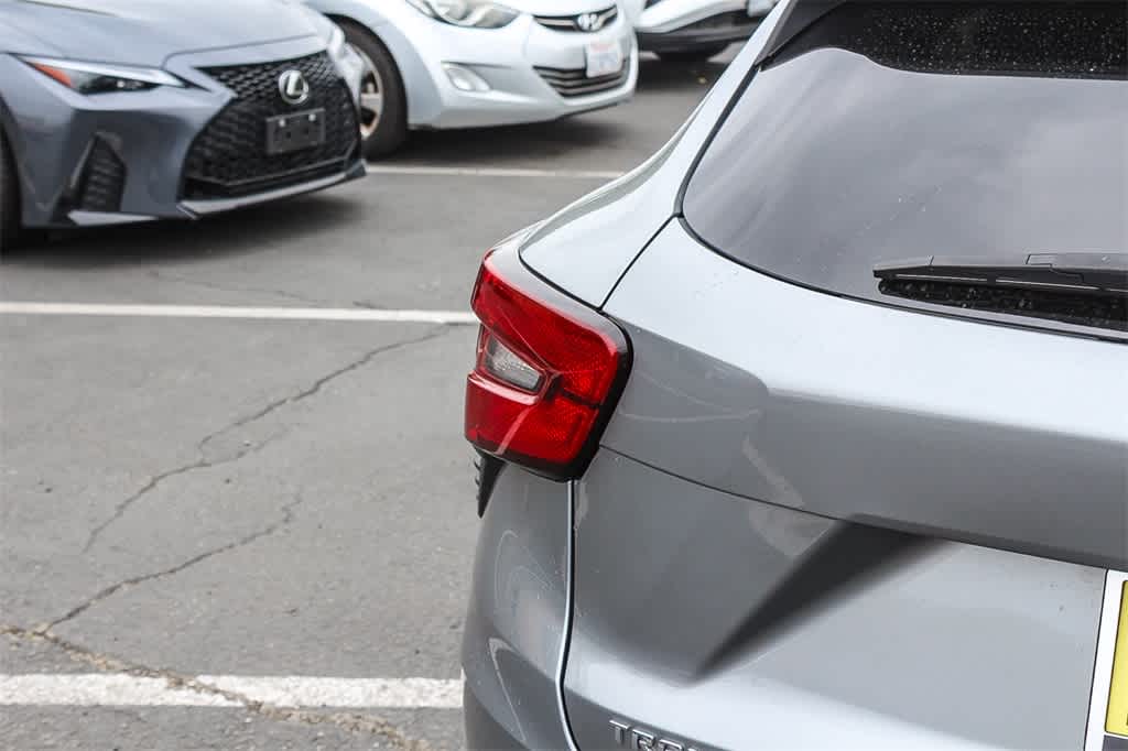 2024 Chevrolet Trax LS 7