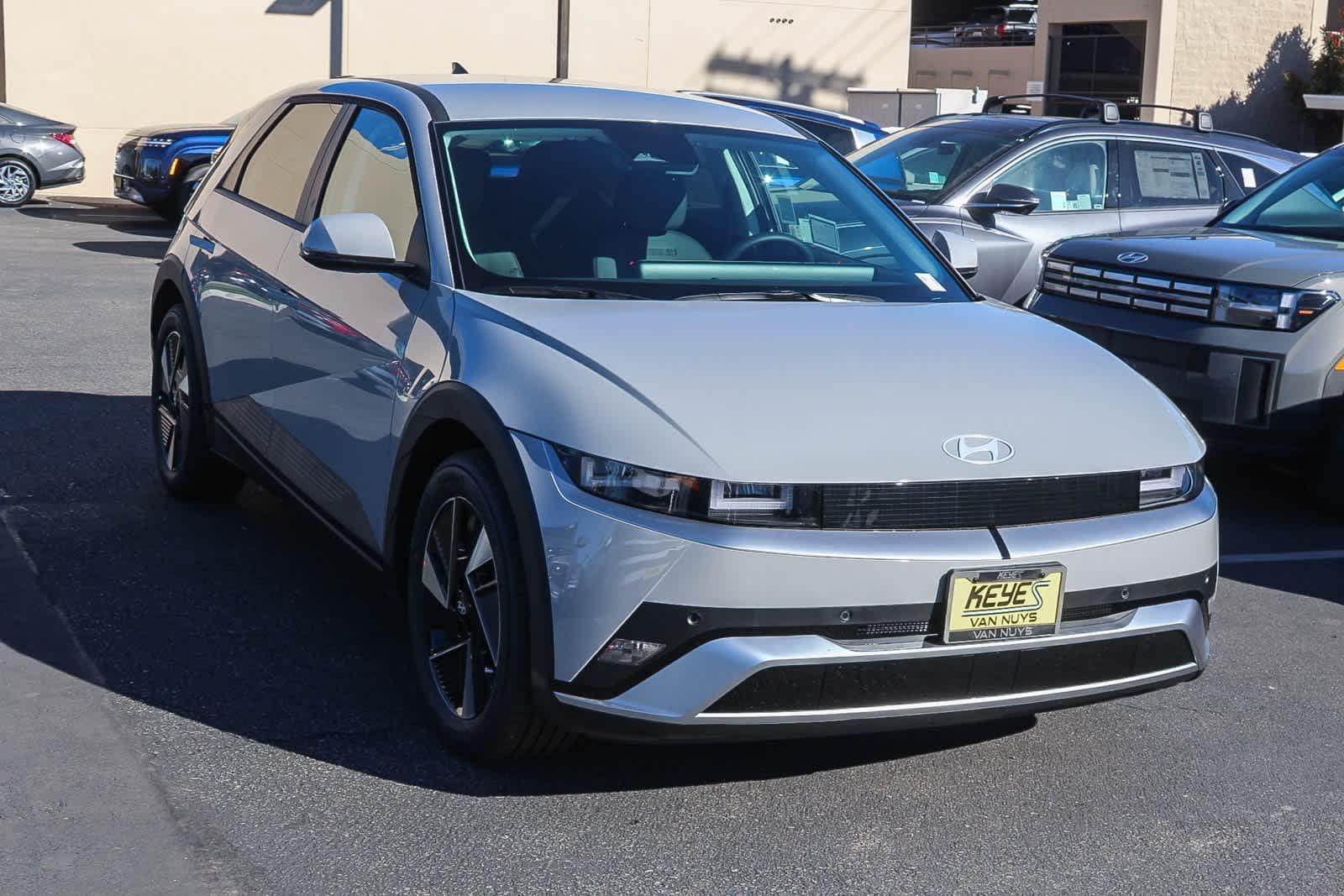 Thumbnail: 2026 Hyundai Ioniq 5 - 3