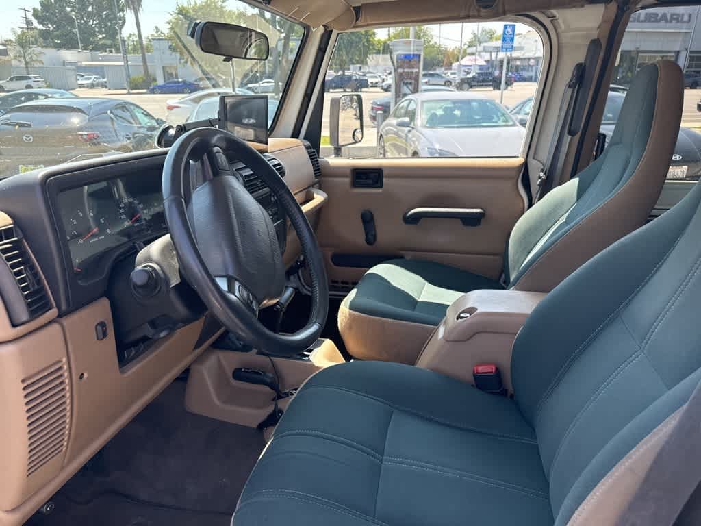 Thumbnail: 2002 Jeep Wrangler - 23