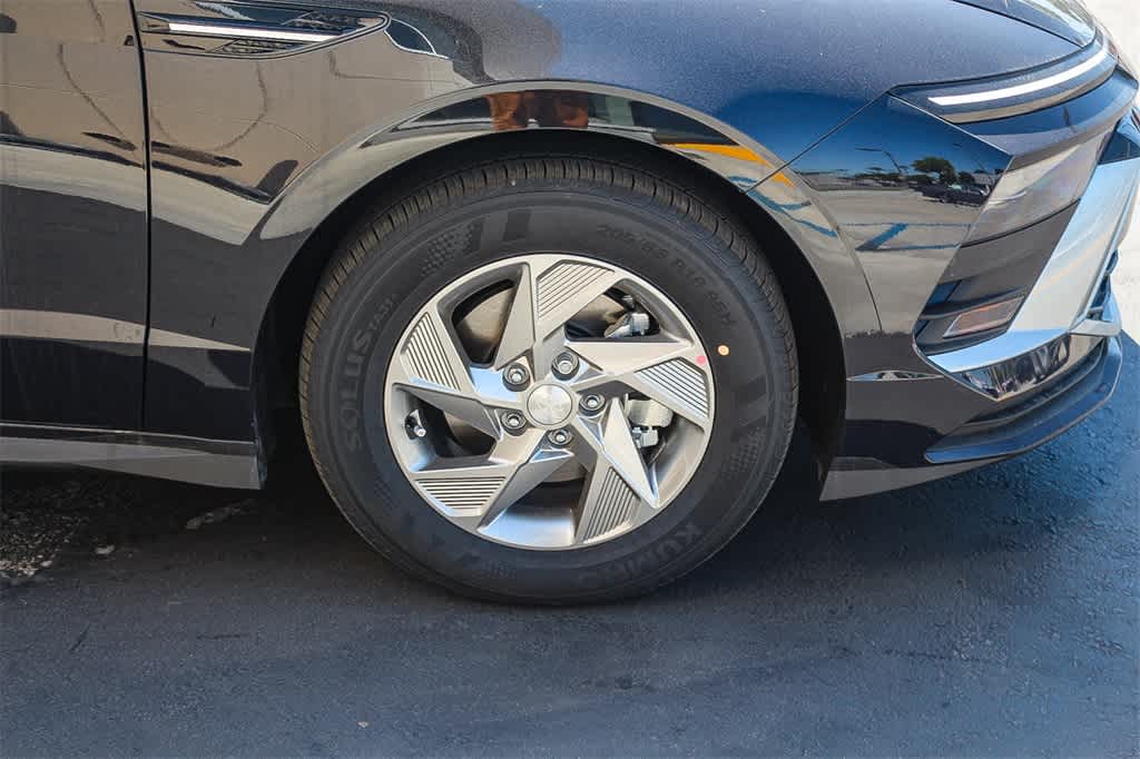 Thumbnail: 2025 Hyundai Sonata - 9