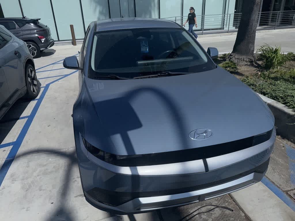 Thumbnail: 2022 Hyundai Ioniq 5 - 22