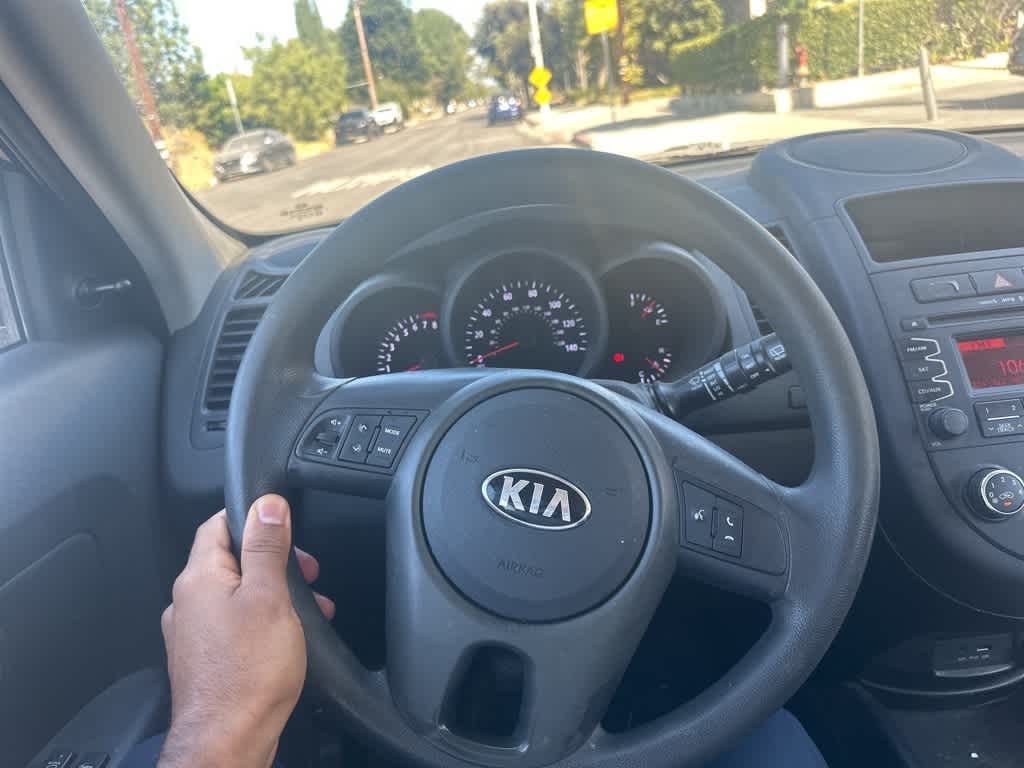 Thumbnail: 2013 Kia Soul - 16