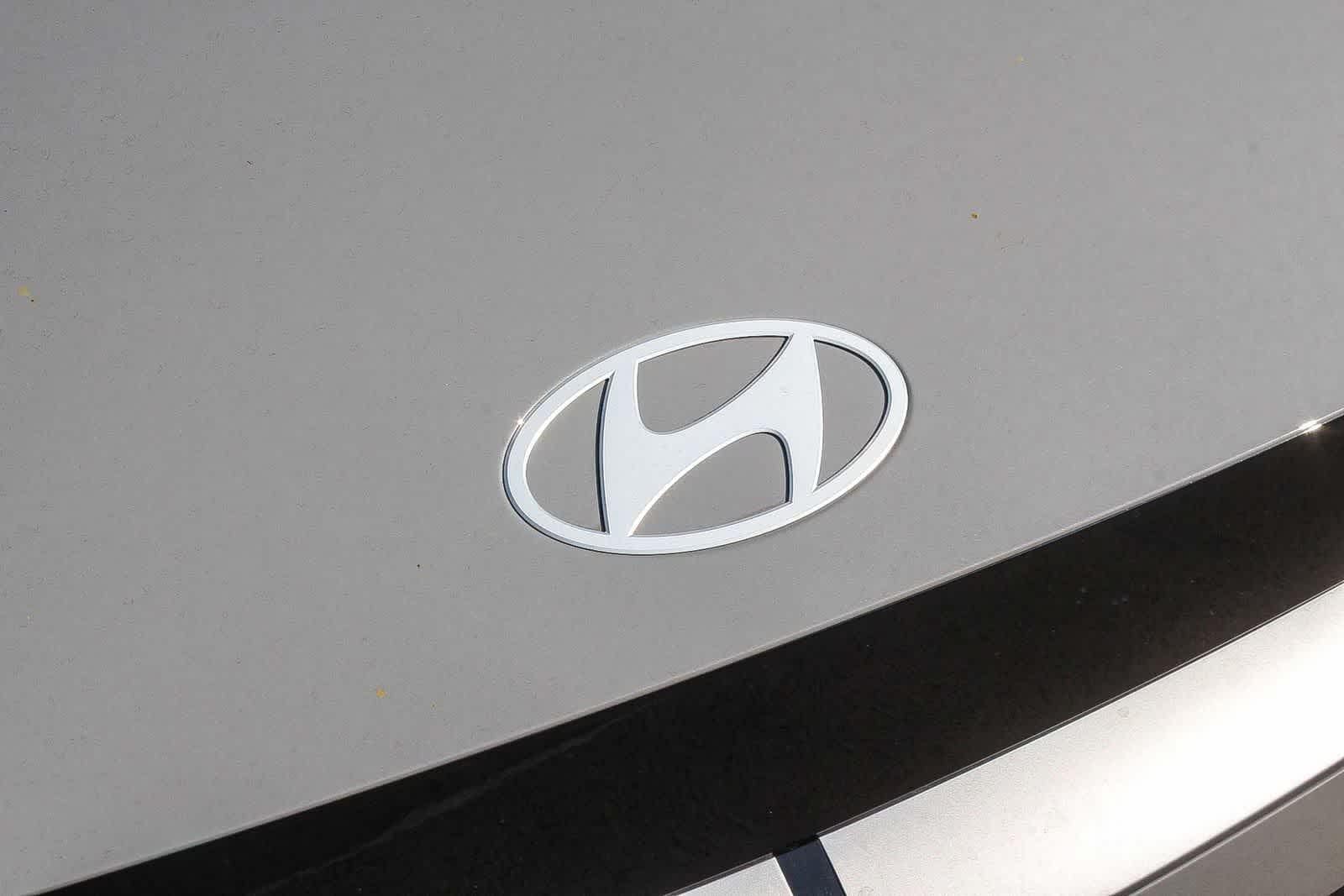 Thumbnail: 2026 Hyundai Ioniq 5 - 13