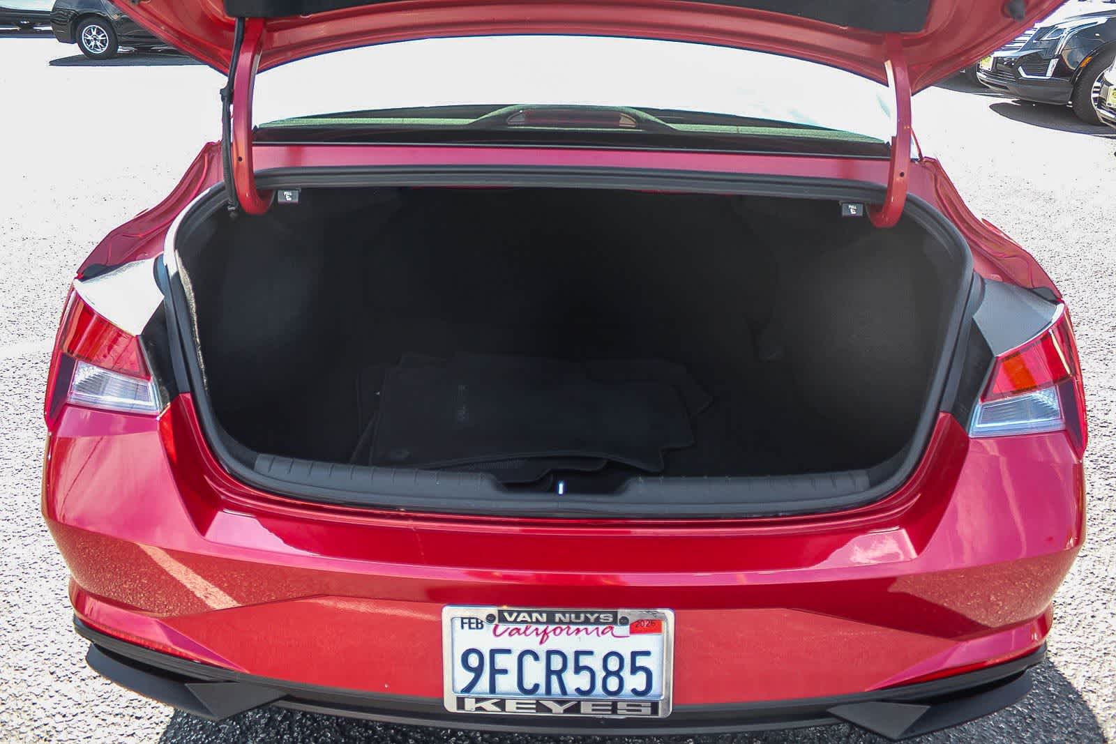 Thumbnail: 2023 Hyundai Elantra - 35