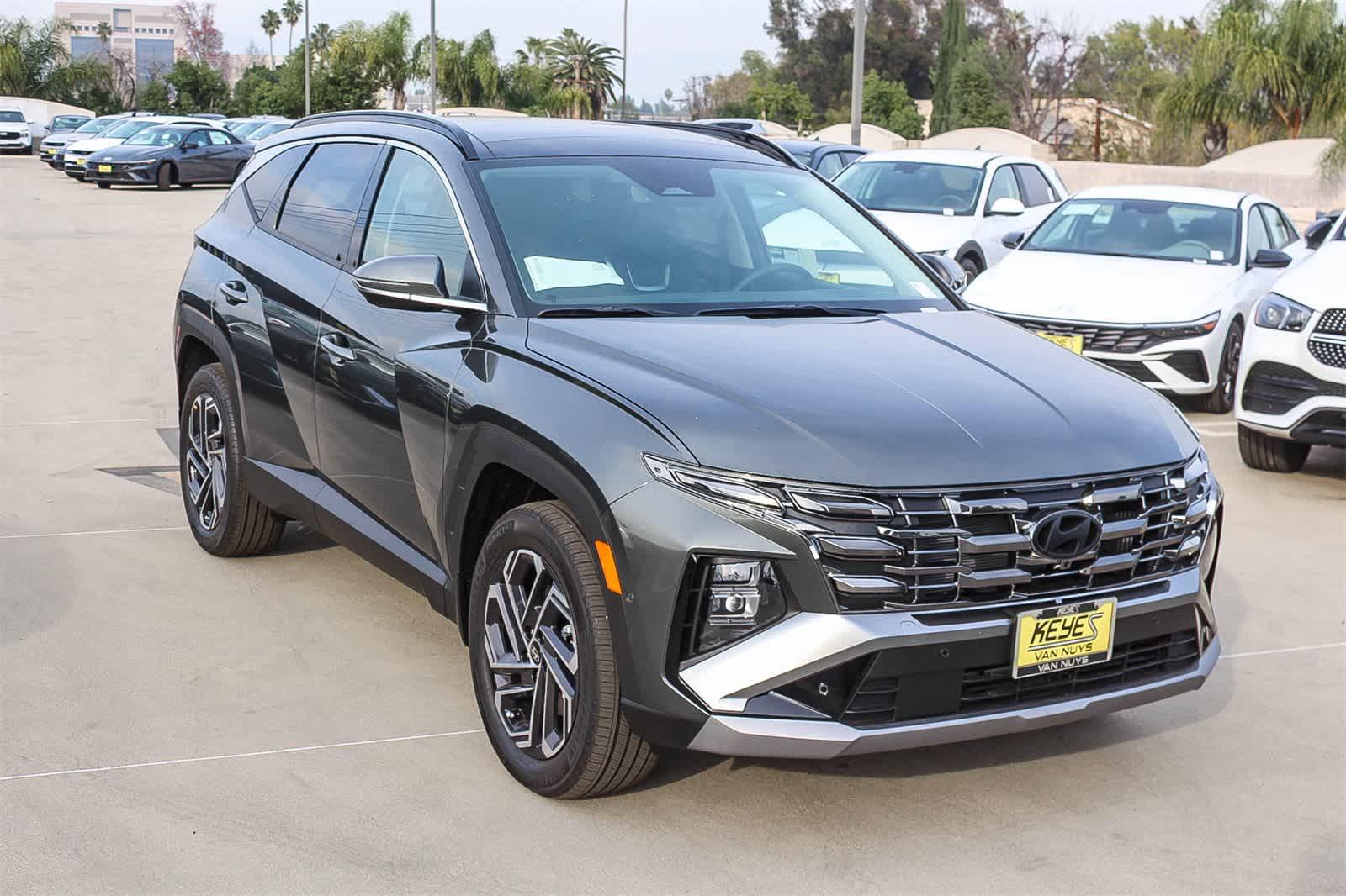 Thumbnail: 2026 Hyundai Tucson - 3