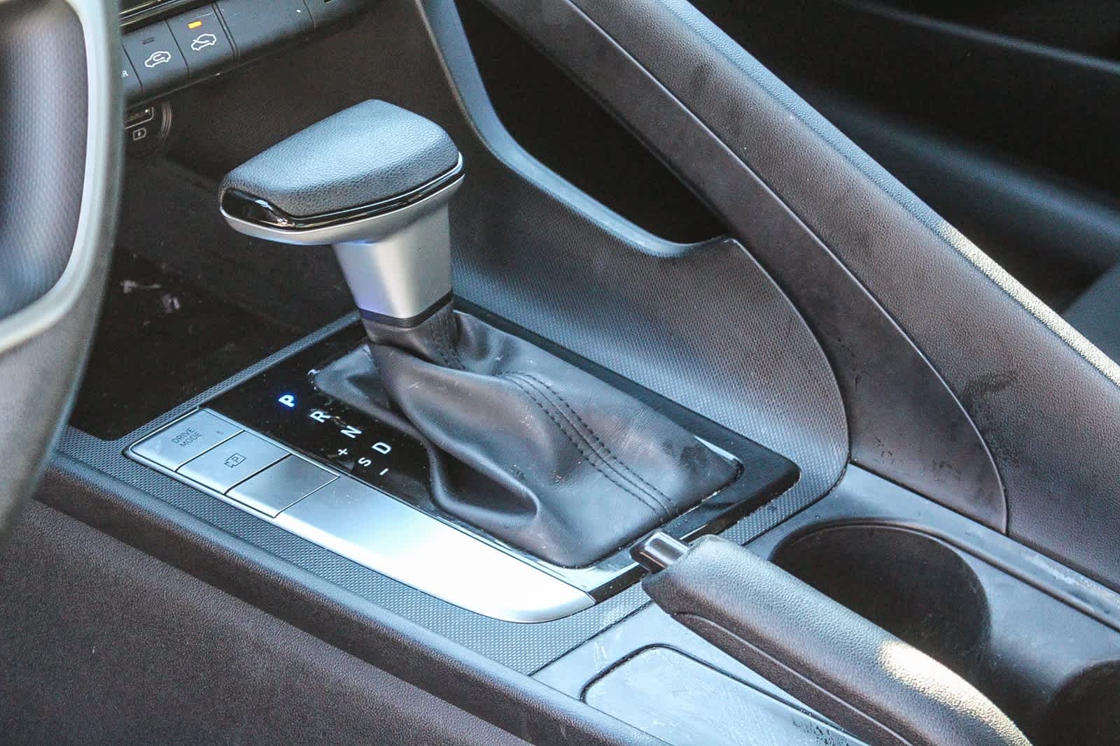 Thumbnail: 2023 Hyundai Elantra - 24