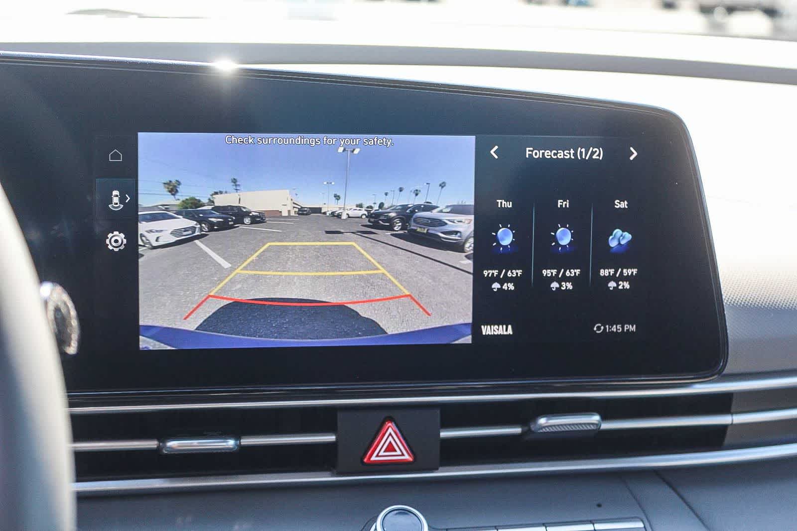 Thumbnail: 2023 Hyundai Elantra - 33