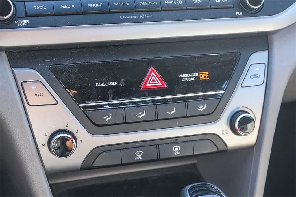 Thumbnail: 2017 Hyundai Elantra - 34