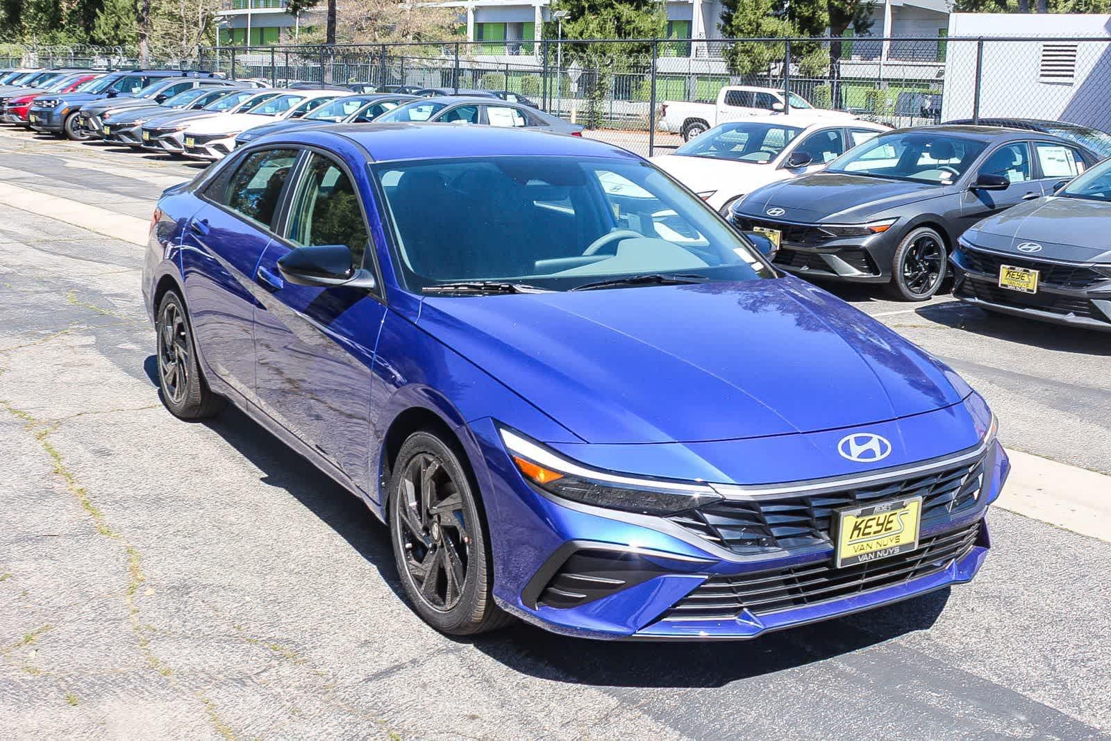 Thumbnail: 2026 Hyundai Elantra - 3