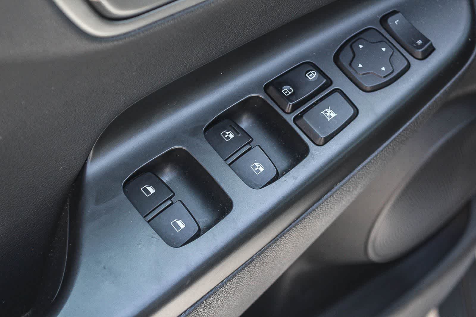 Thumbnail: 2020 Hyundai Kona - 28