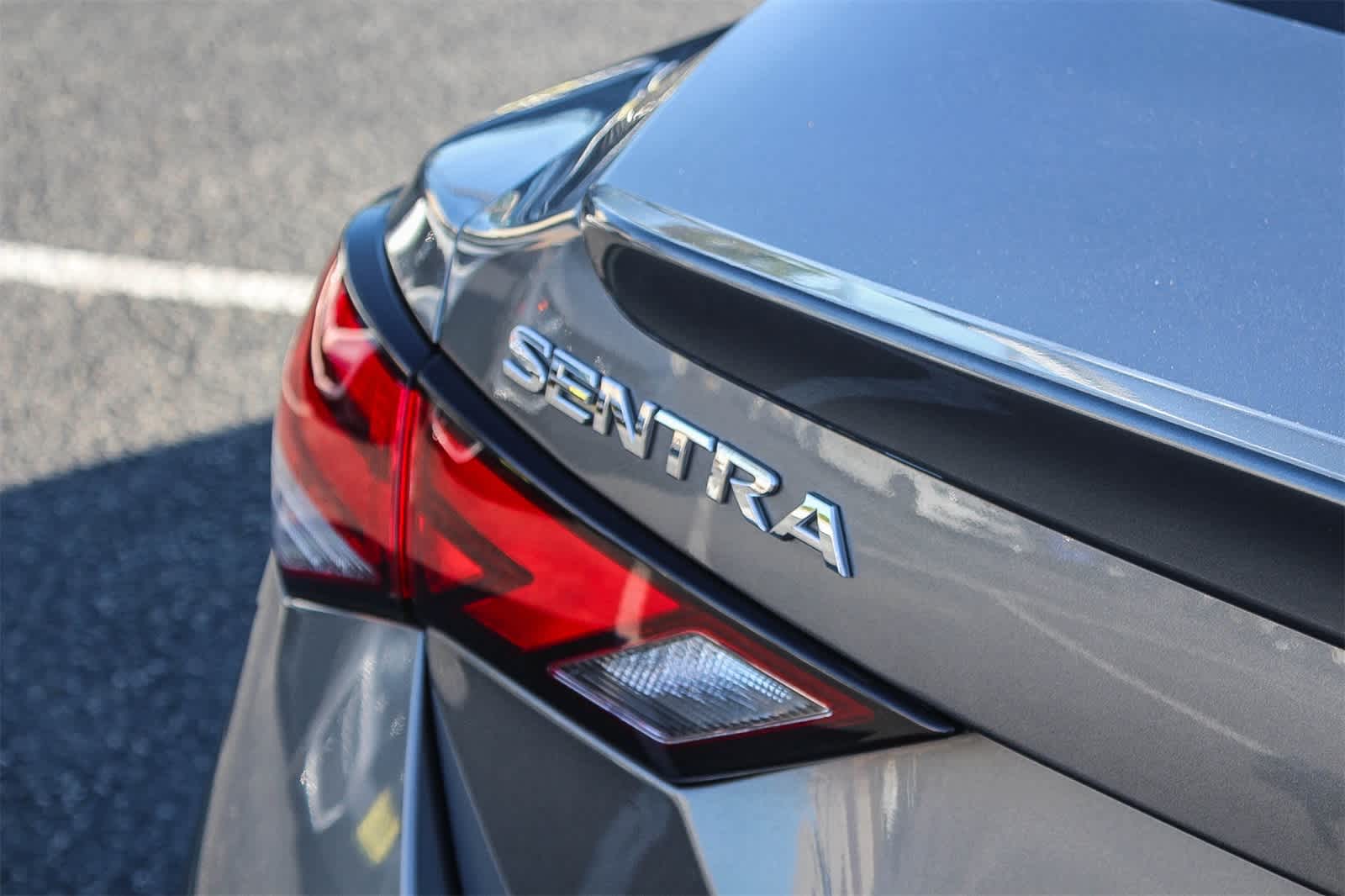 Thumbnail: 2023 Nissan Sentra - 9