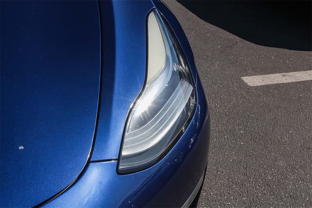 Thumbnail: 2018 Tesla Model 3 - 10