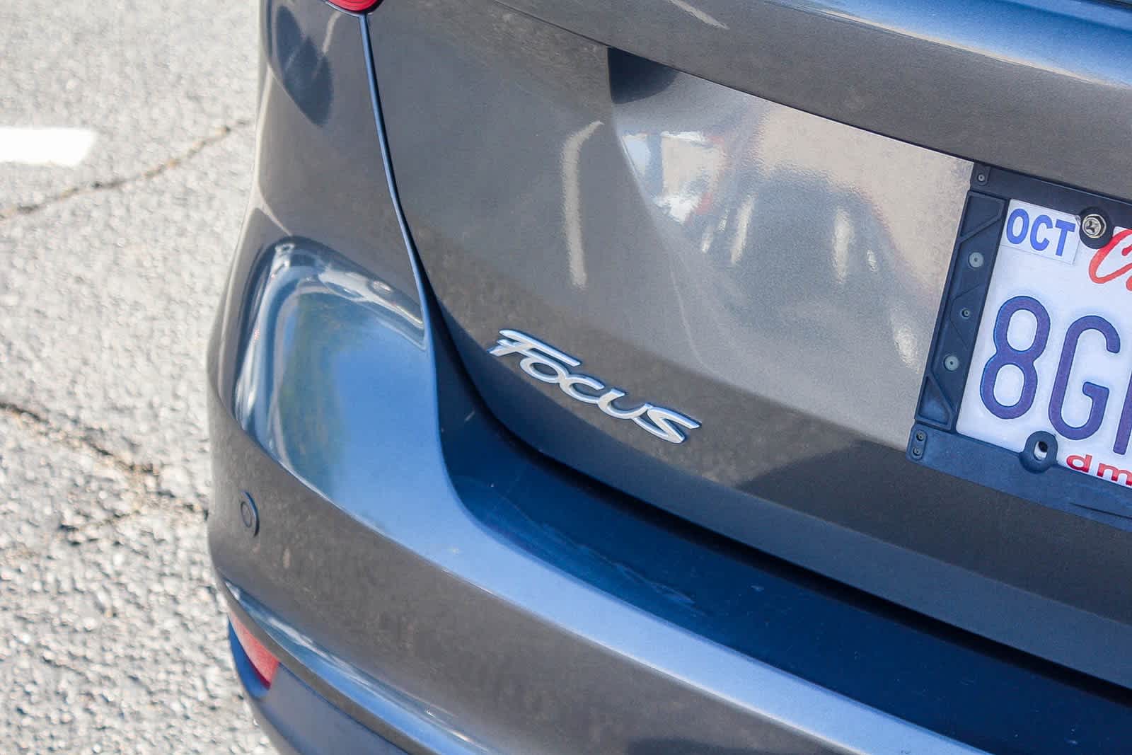 Thumbnail: 2017 Ford Focus - 9