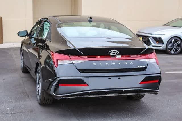 Thumbnail: 2025 Hyundai Elantra - 6