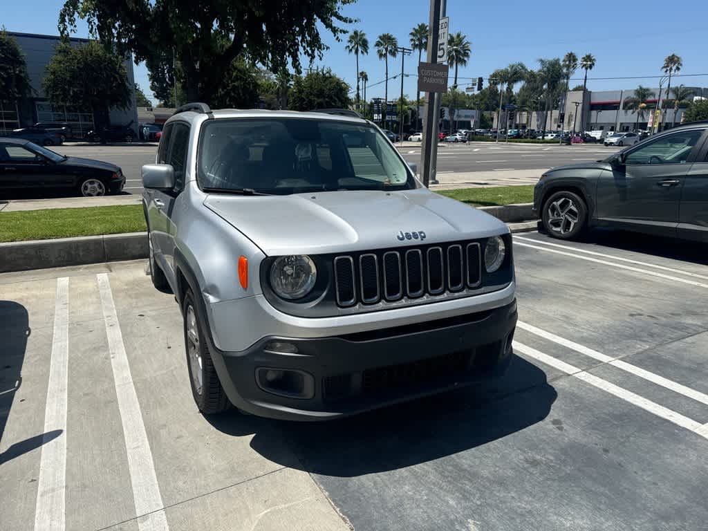 Thumbnail: 2017 Jeep Renegade - 17