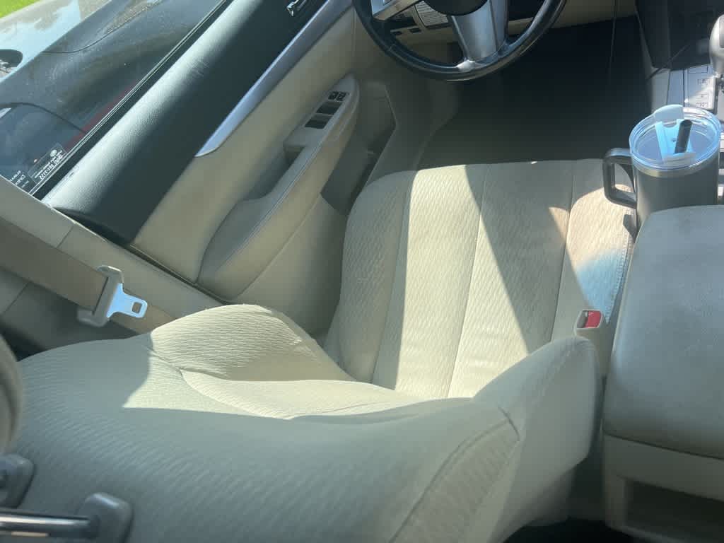 Thumbnail: 2011 Subaru Outback - 12