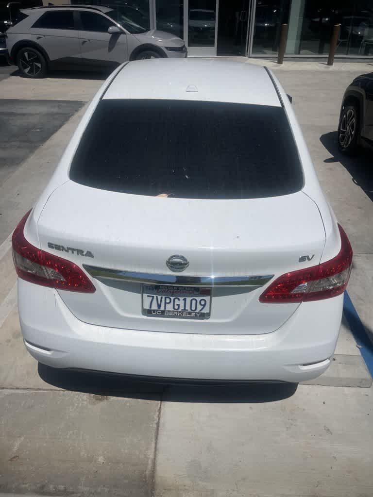 Thumbnail: 2015 Nissan Sentra - 11