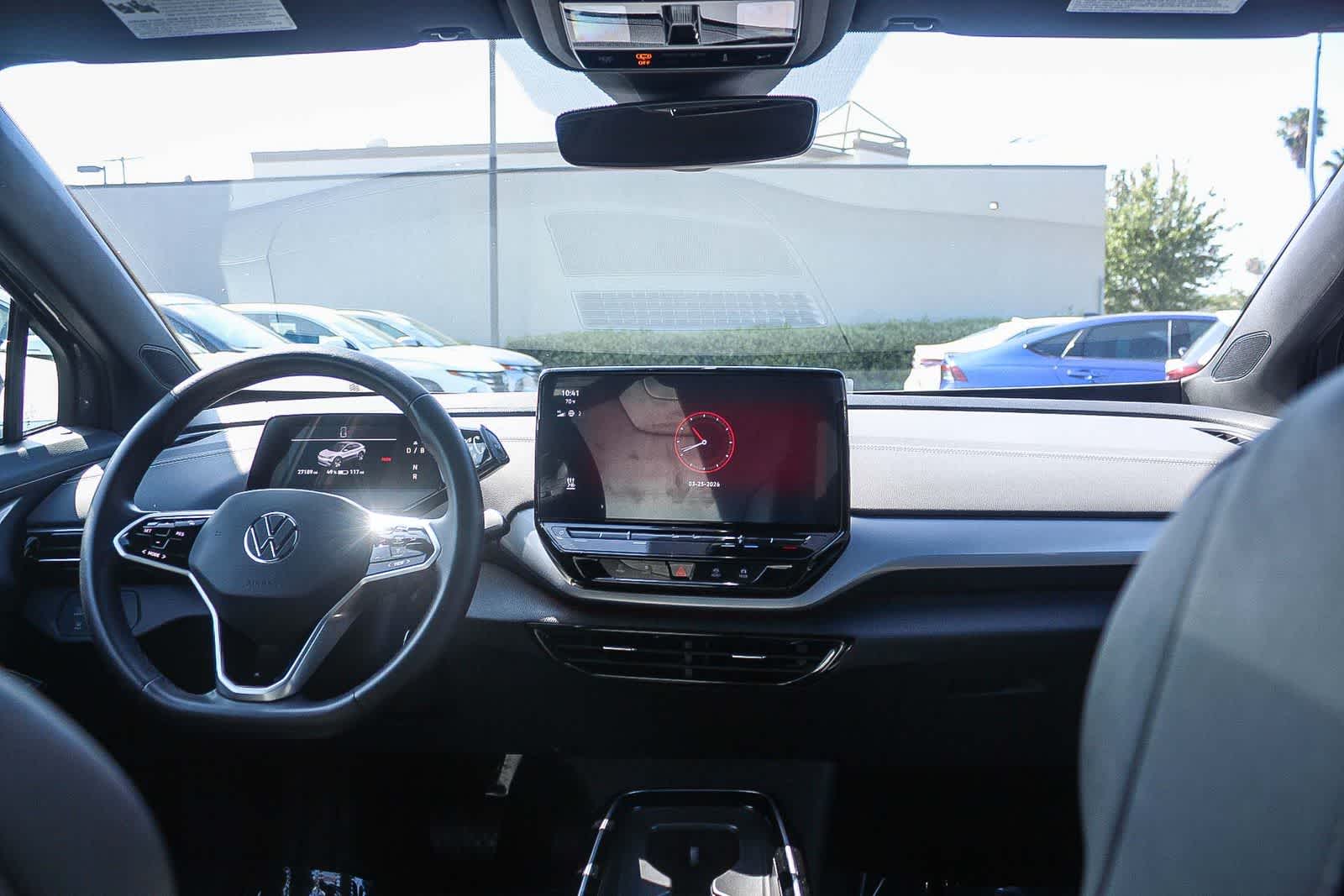 Thumbnail: 2023 Volkswagen ID.4 - 16