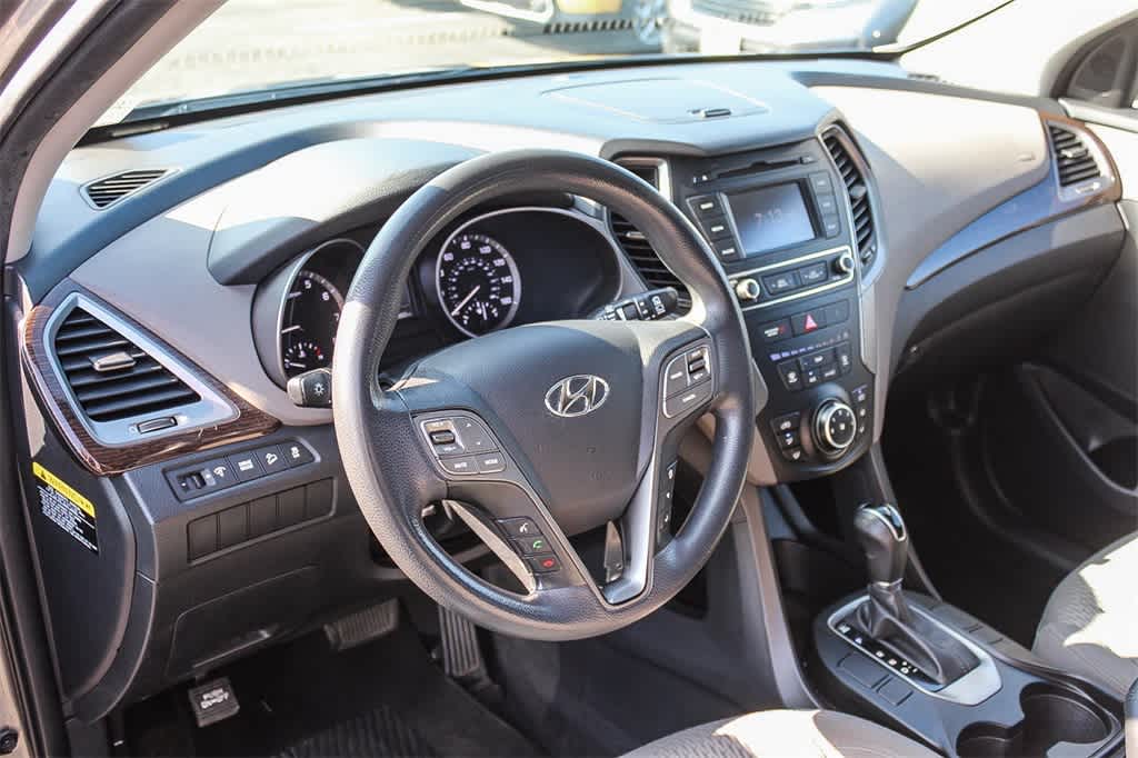 Thumbnail: 2017 Hyundai Santa Fe - 17