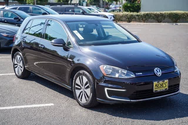 2016 Volkswagen e-Golf SE 3