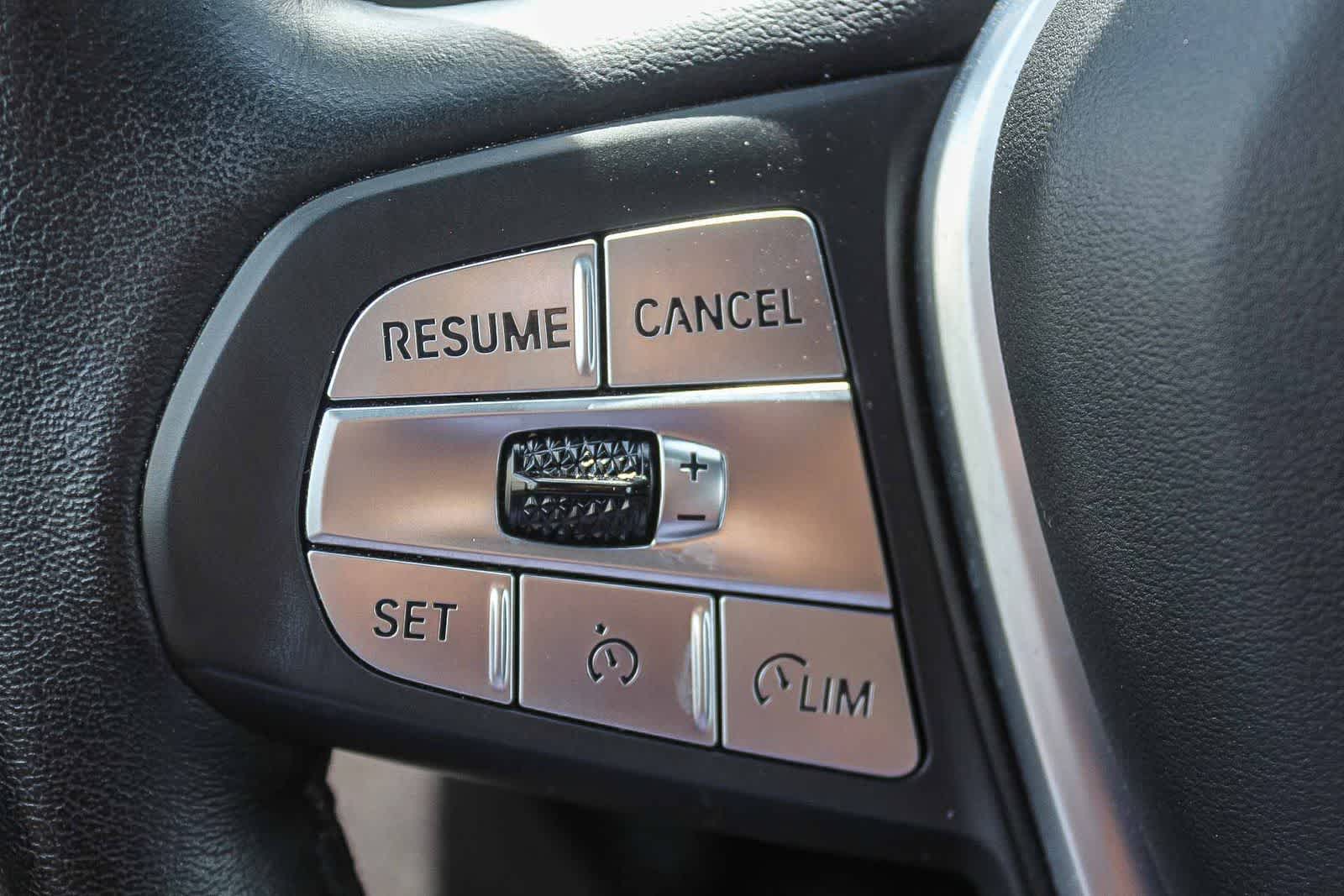 Thumbnail: 2023 BMW X3 - 33