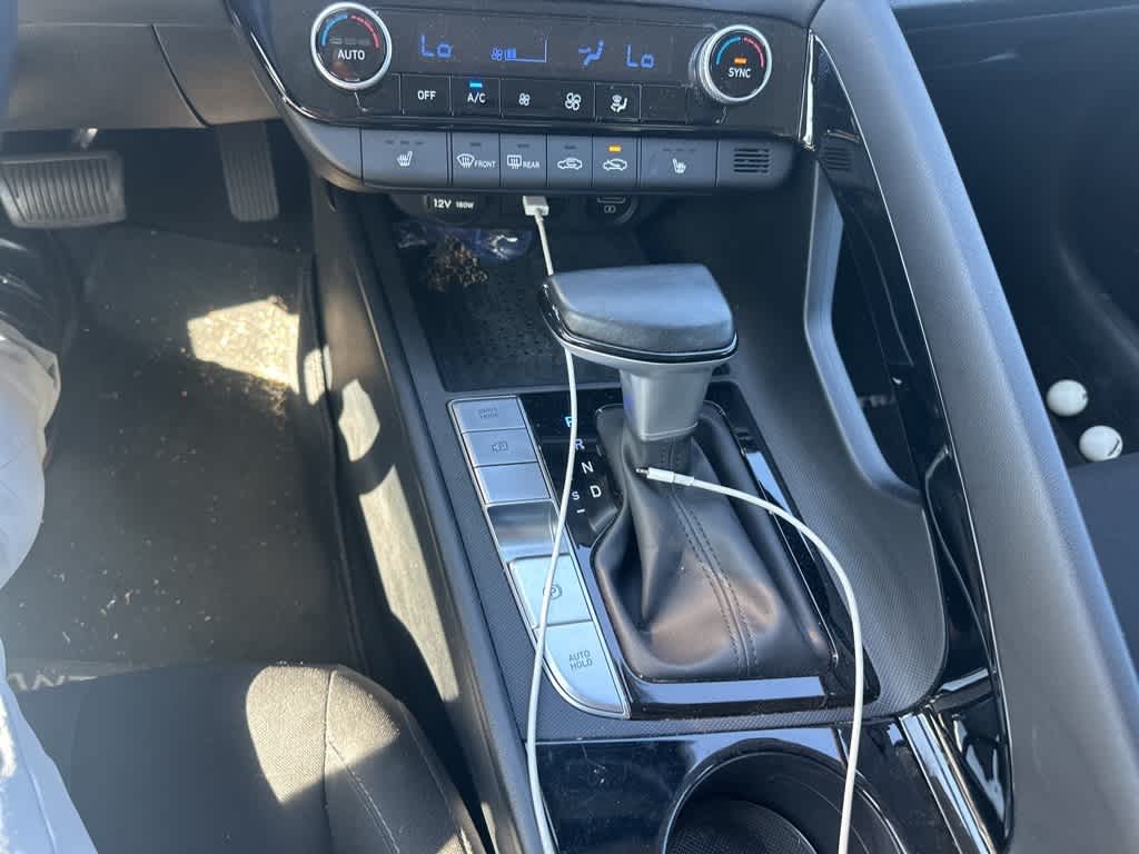 Thumbnail: 2023 Hyundai Elantra - 15