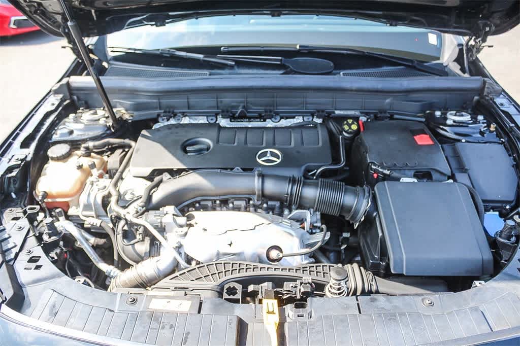 Thumbnail: 2020 Mercedes-Benz GLB - 26