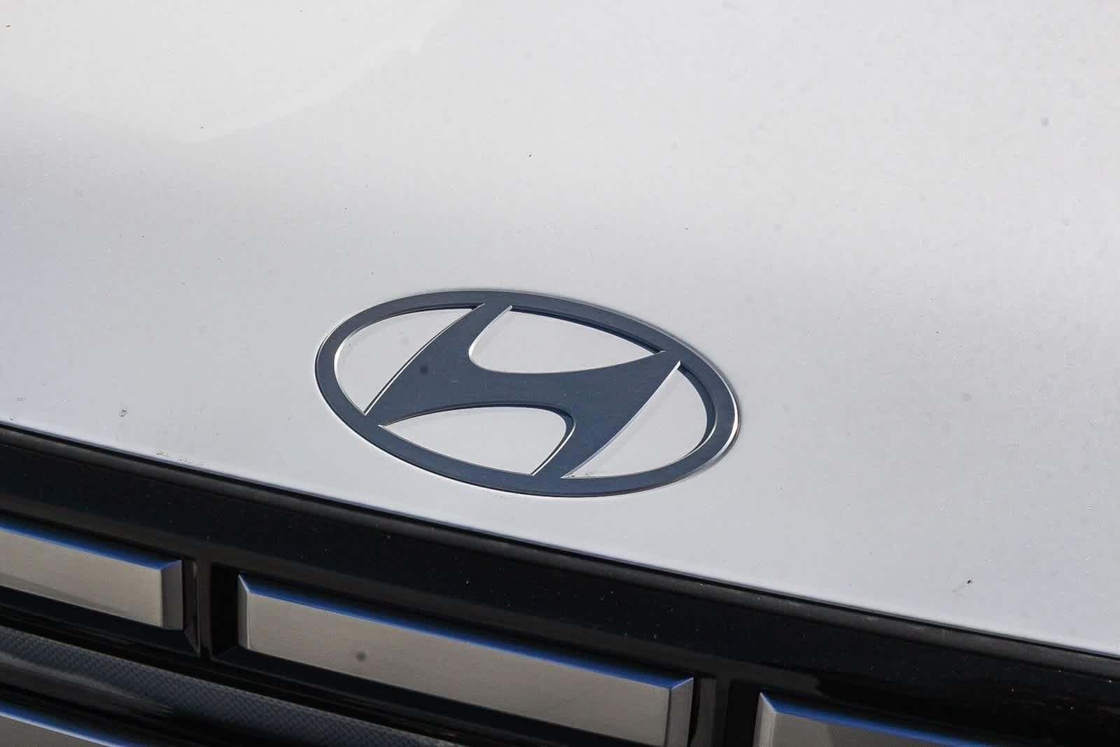 Thumbnail: 2026 Hyundai Santa Fe - 13