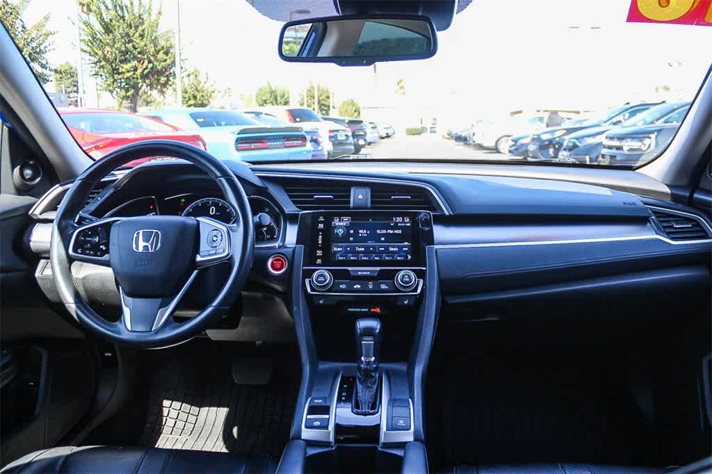 Thumbnail: 2016 Honda Civic - 12