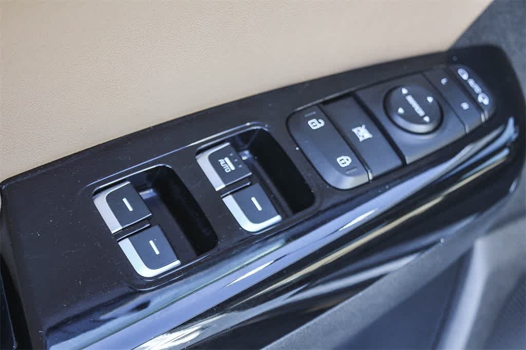 Thumbnail: 2020 Kia Sportage - 28