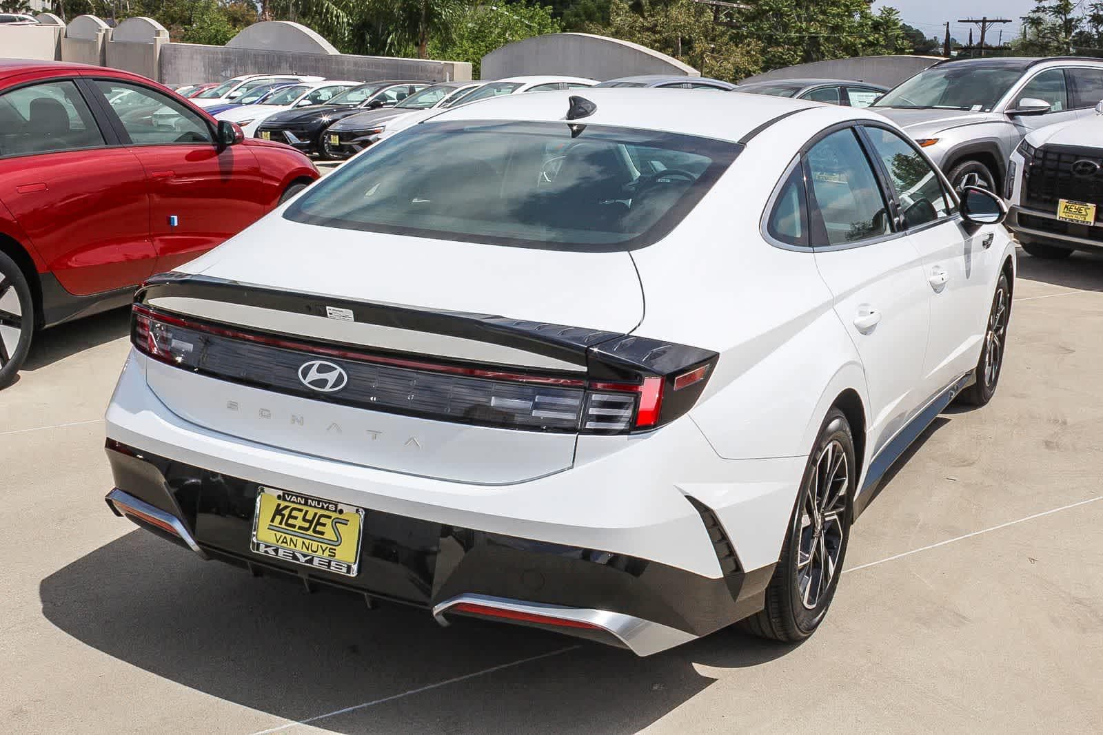 Thumbnail: 2025 Hyundai Sonata - 4