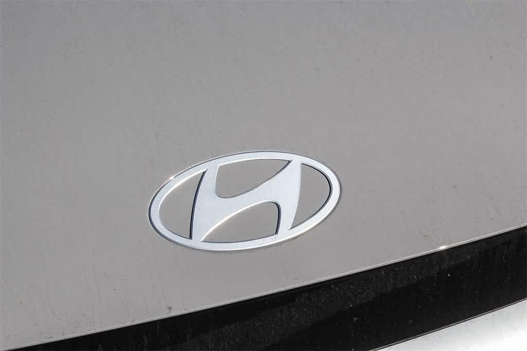 Thumbnail: 2026 Hyundai Ioniq 5 - 13