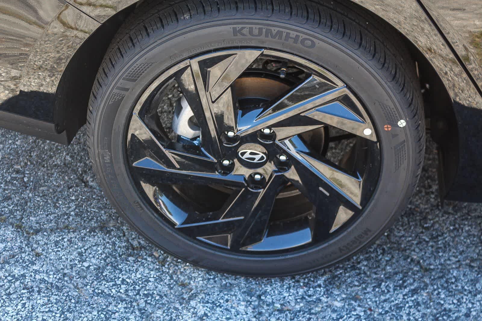Thumbnail: 2026 Hyundai Elantra - 11