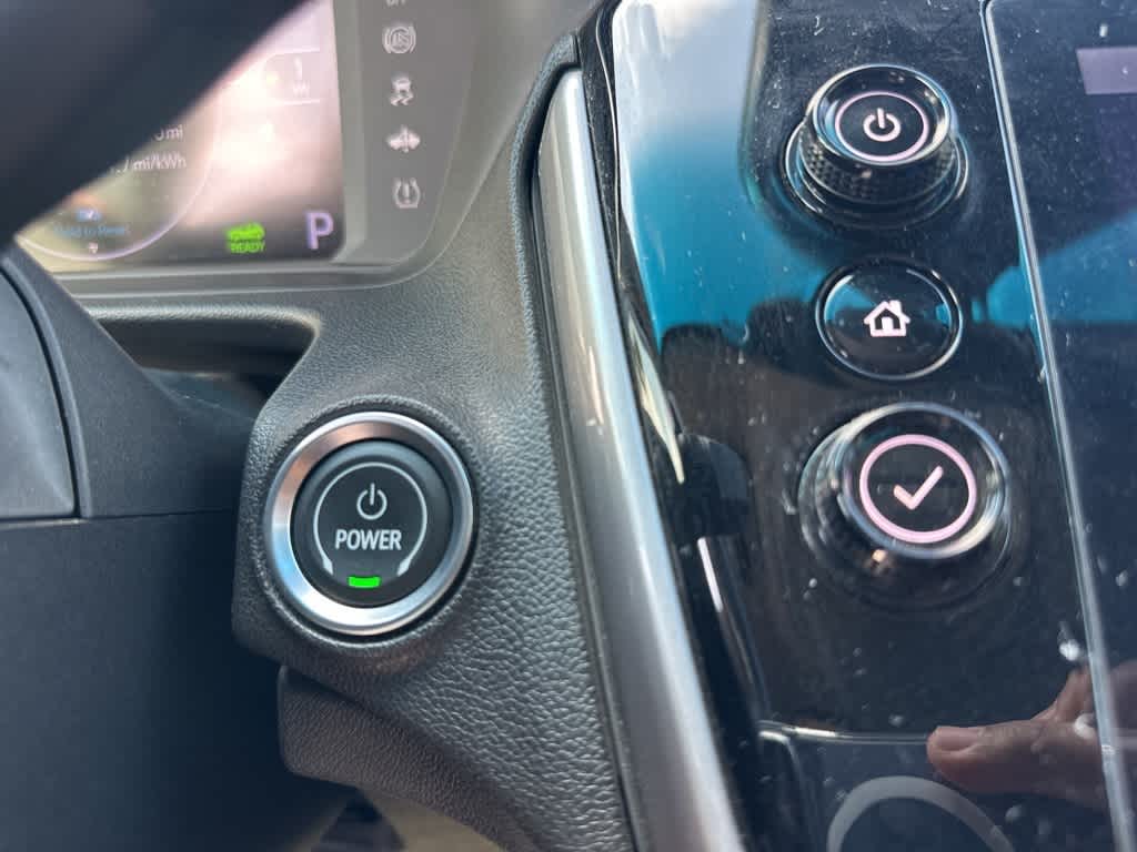 Thumbnail: 2022 Chevrolet Bolt EV - 22