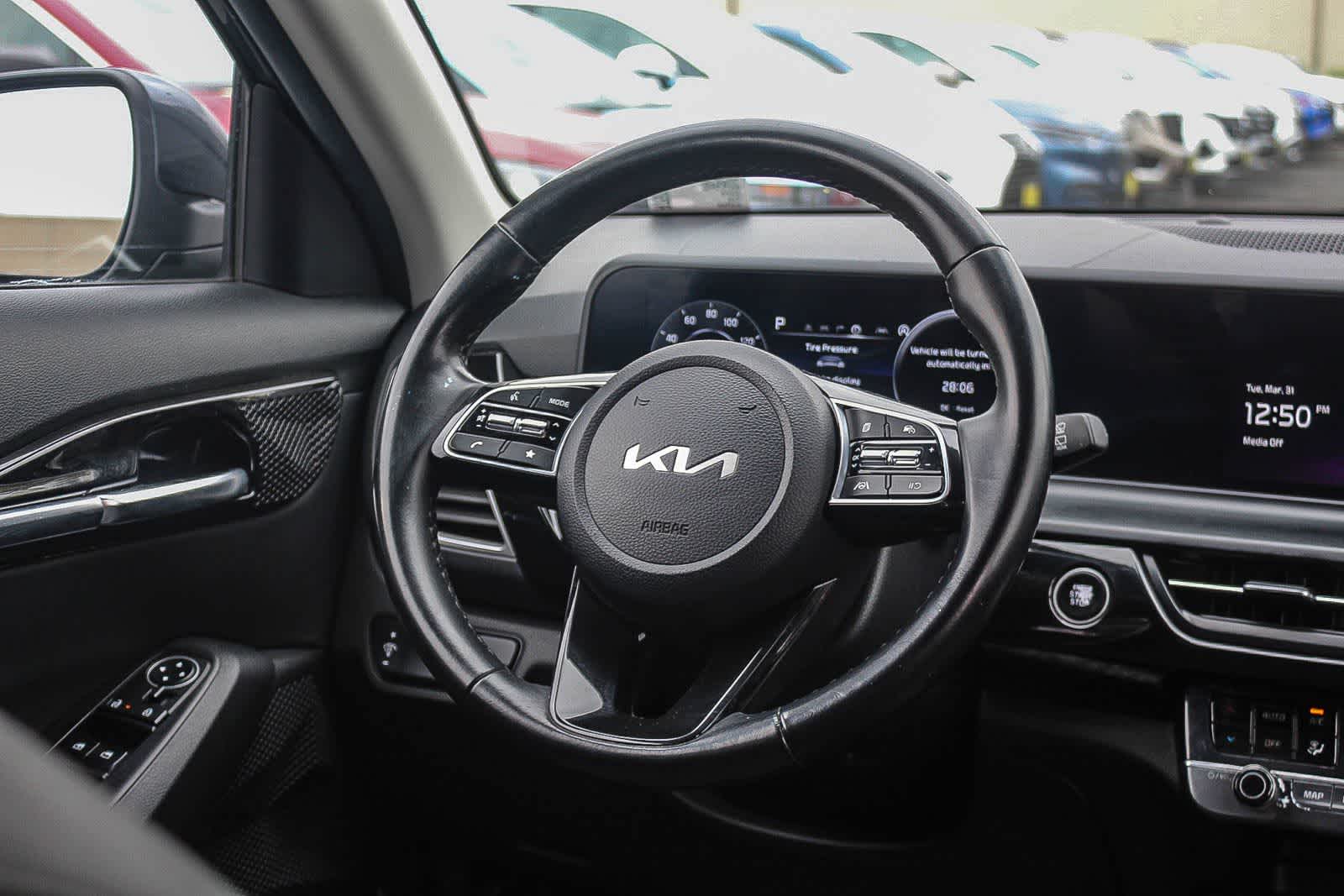 Thumbnail: 2024 Kia Seltos - 21