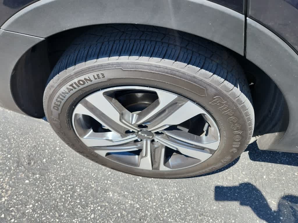 Thumbnail: 2022 Kia Sorento - 11