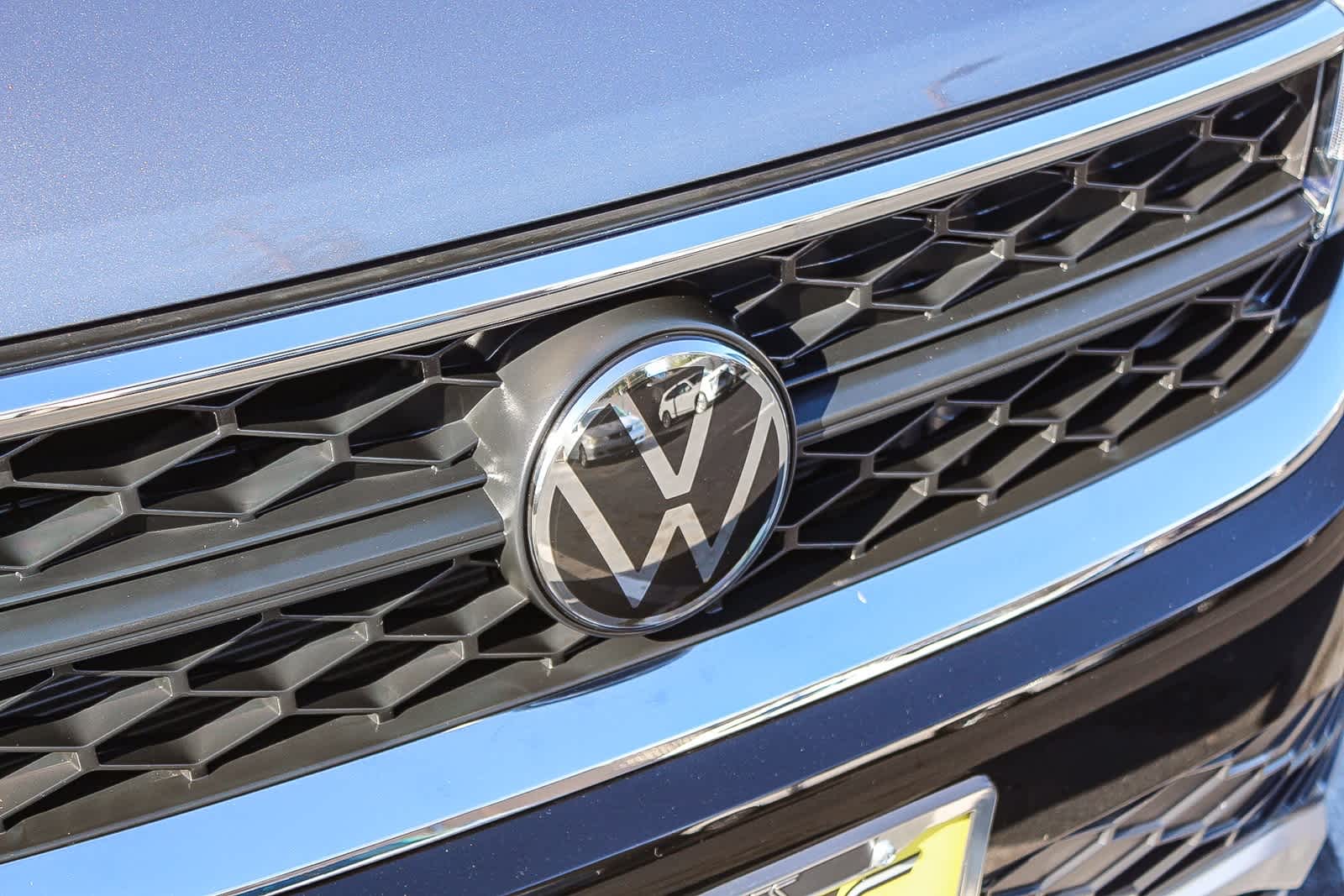 Thumbnail: 2024 Volkswagen Taos - 17