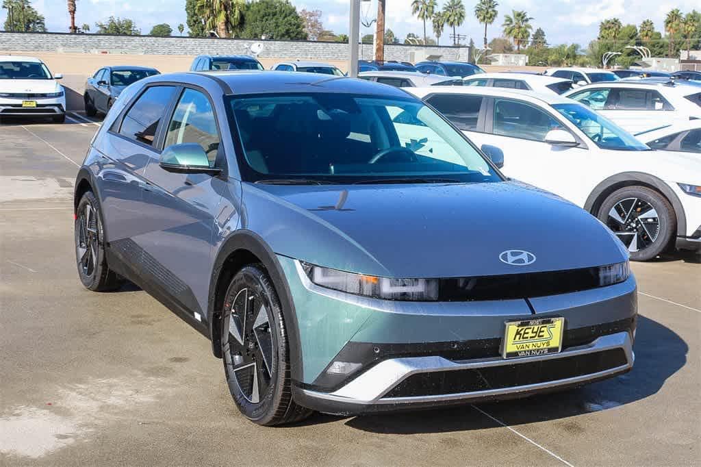 Thumbnail: 2026 Hyundai Ioniq 5 - 3