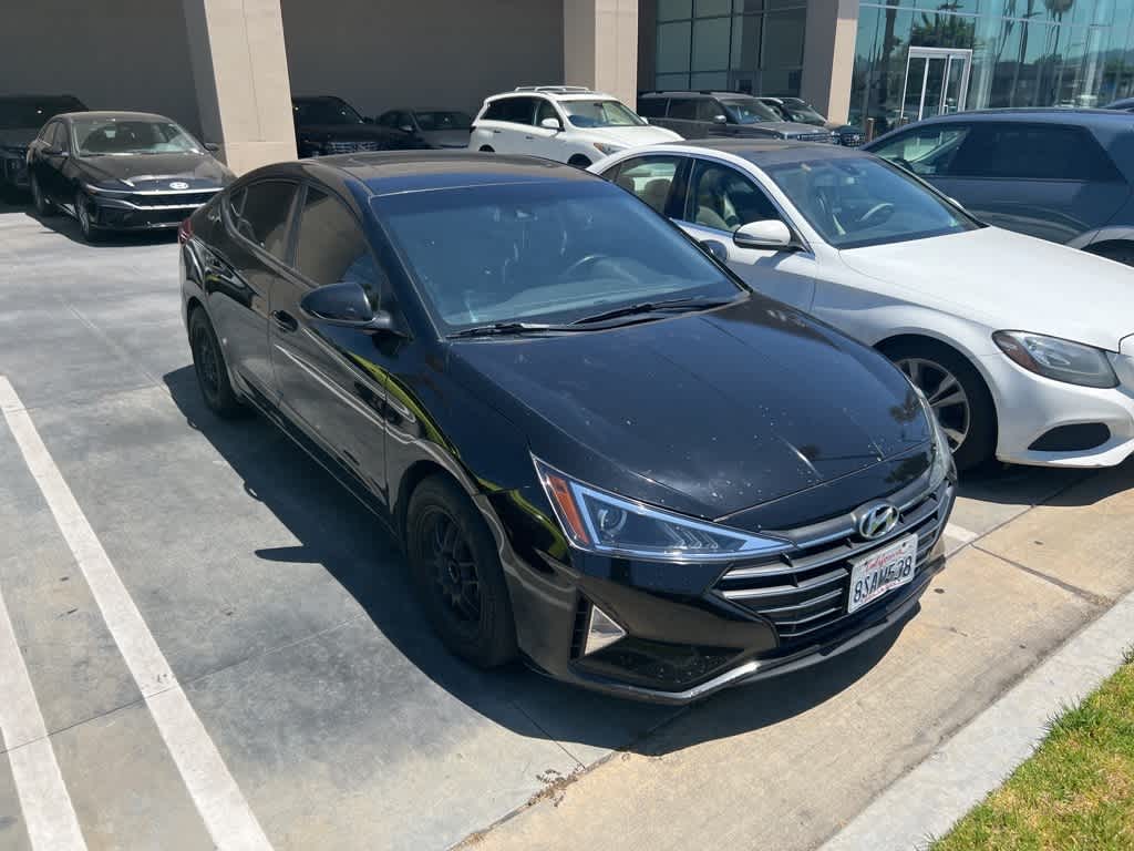 Thumbnail: 2020 Hyundai Elantra - 3