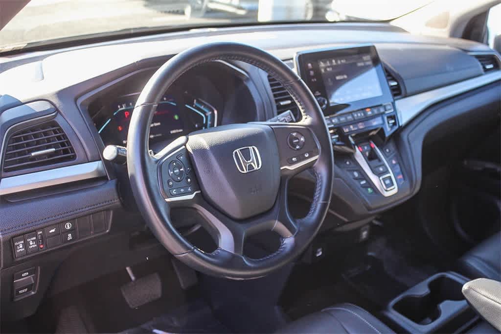 Thumbnail: 2022 Honda Odyssey - 23