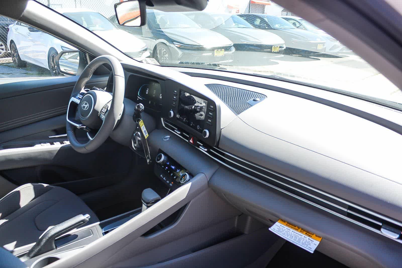 Thumbnail: 2026 Hyundai Elantra - 23