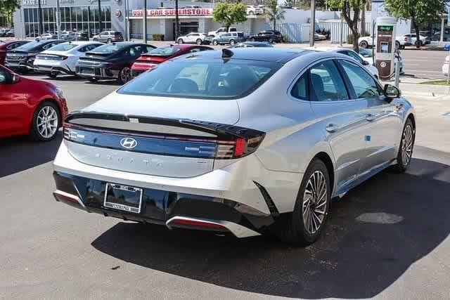 2025 Hyundai Sonata Limited 4