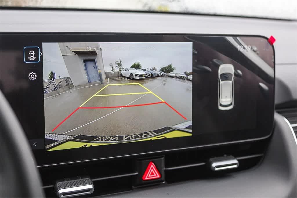 Thumbnail: 2026 Hyundai Ioniq 5 - 31