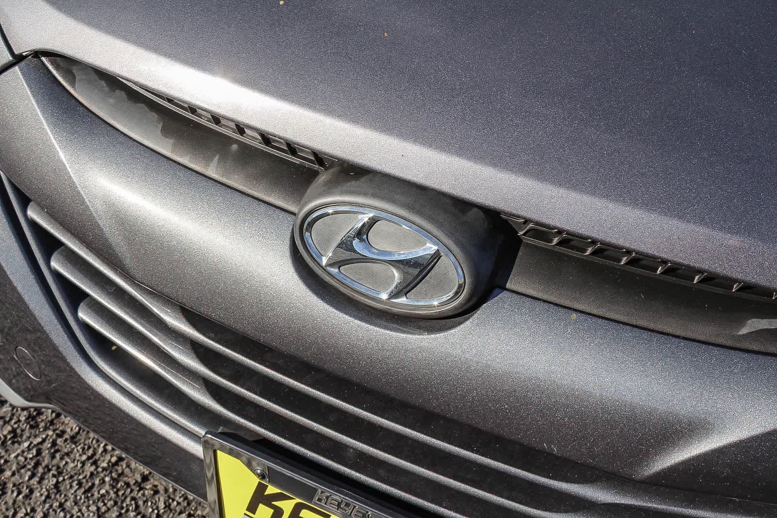 Thumbnail: 2014 Hyundai Tucson - 16