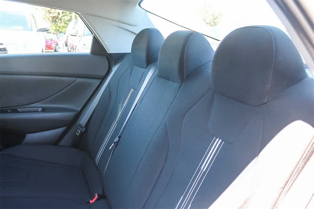 Thumbnail: 2021 Hyundai Elantra - 13