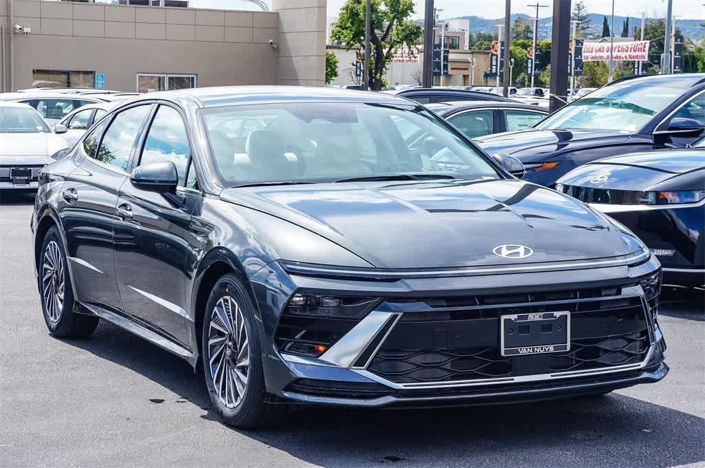 Thumbnail: 2025 Hyundai Sonata - 5
